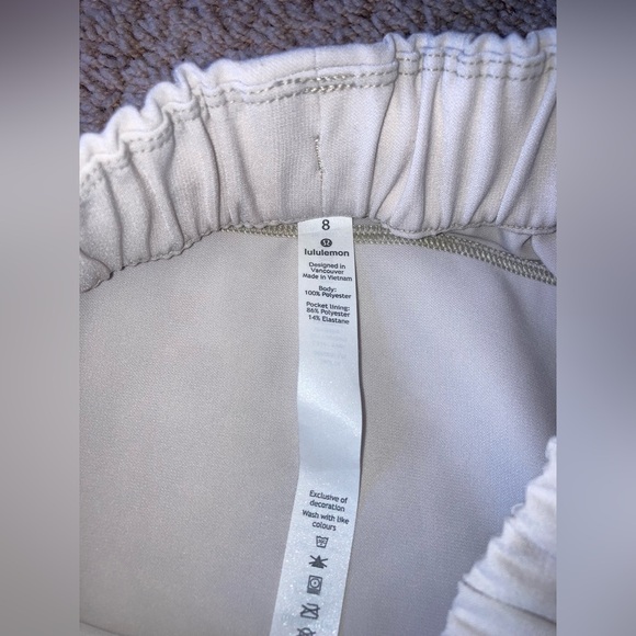 Lululemon skirt - Picture 3 of 5